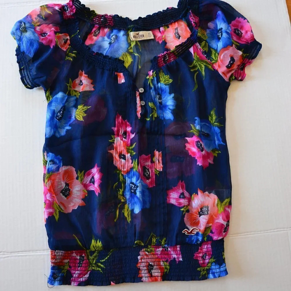 HOLLISTER Sheer Floral Top
